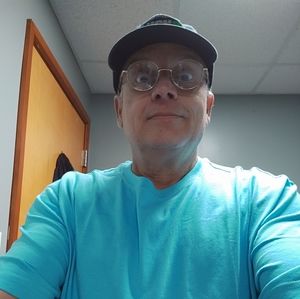 Meet your Posher, Carl